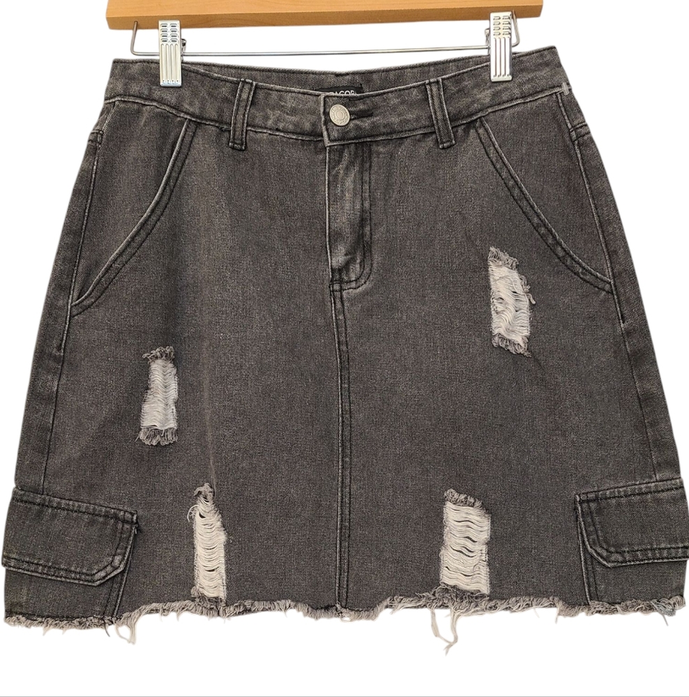 NORACORA $49 NWT DENIM DISTRESSED SKIRT Sz SMALL